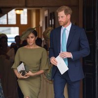 El Príncipe Harry y Meghan Markle en el bautizo del Príncipe Luis