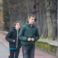 Juan Urdangarin y Pablo Urdangarin corriendo en Vitoria