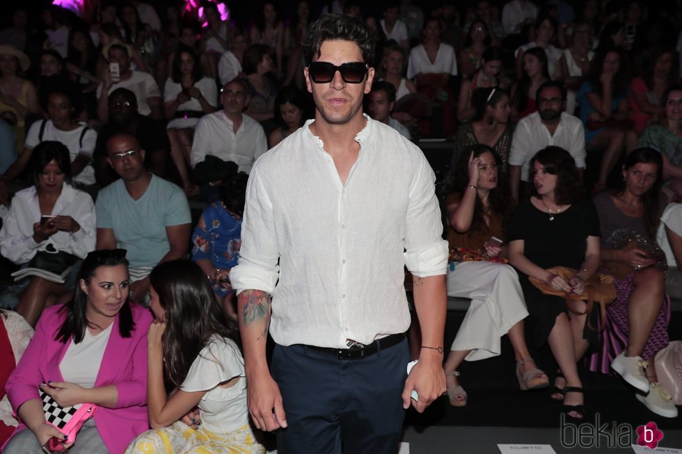 Diego Matamoros en el front row de Custo Barcelona en Madrid Fashion Week primavera/verano 2019