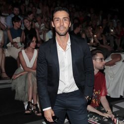 Rubén Sanz en el front row de Devota & Lomba en Madrid Fashion Week primavera/verano 2019