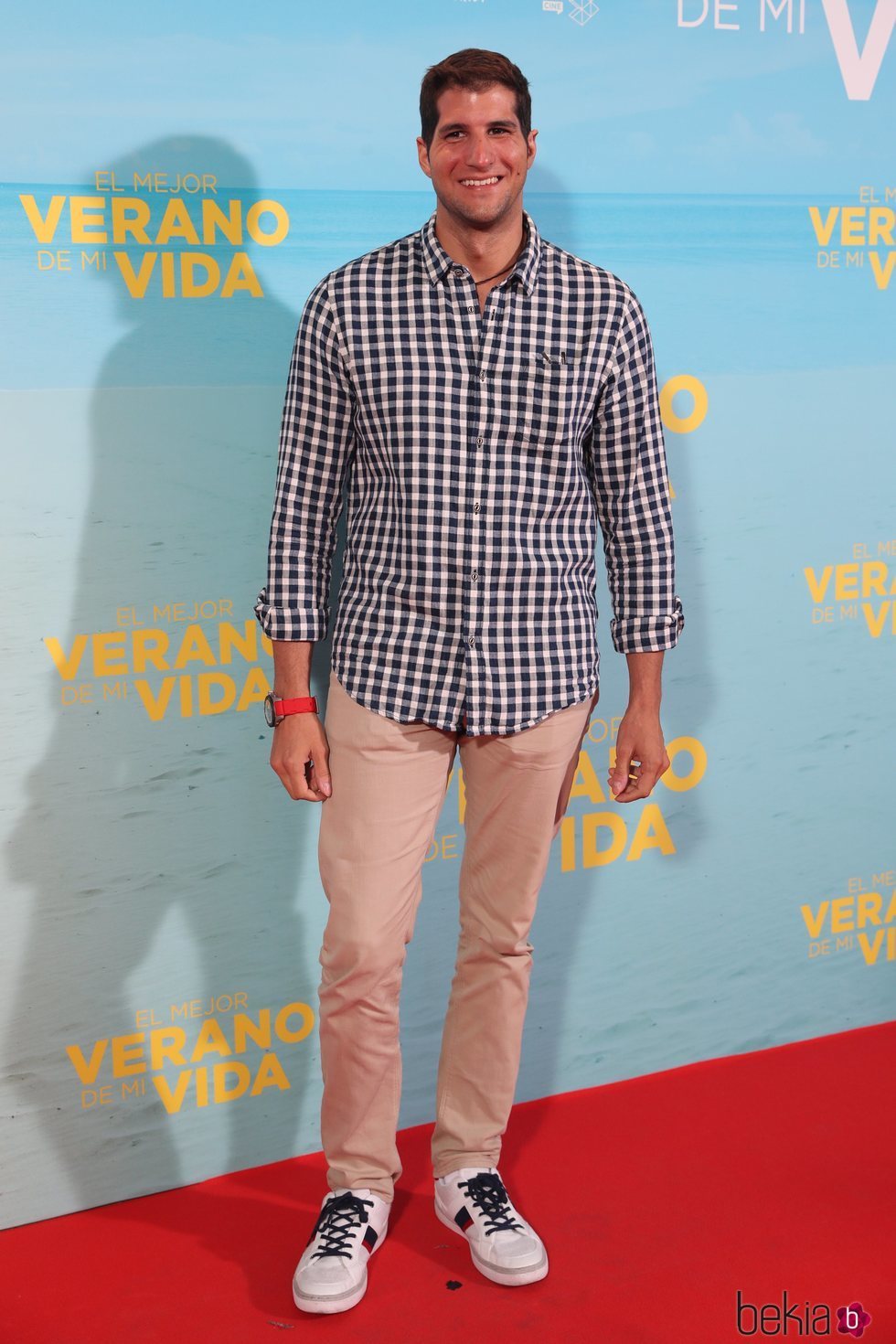 Julián Contreras en la premiere de 'El mejor verano de mi vida'