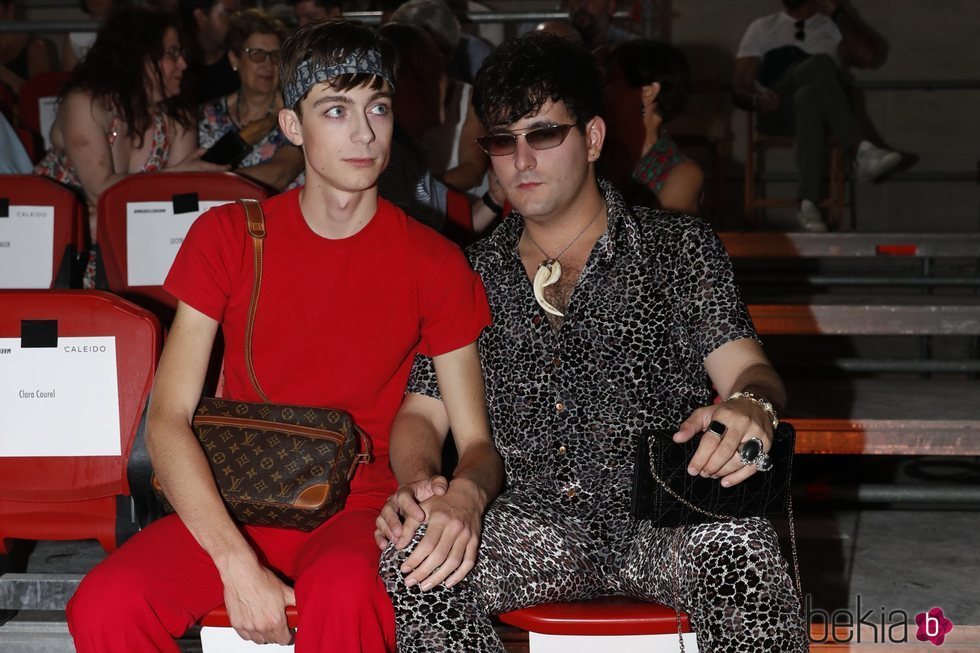 Alejandro Palomo Spain y Pol Roig en el front row de Maria Ke Fisherman en Madrid Fashion Week primavera/verano 2019