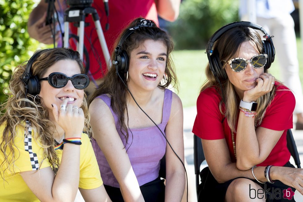 Miriam, Amaia y Noemí Galera escuchan atentamente el cásting de 'OT 2018' en Madrid