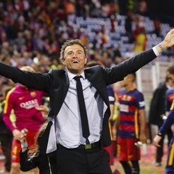 Luis Enrique celebrando un título con el Barça