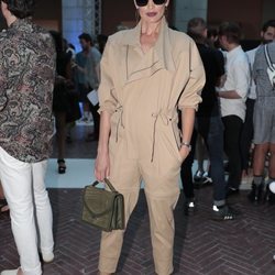 Nieves Álvarez en en el front row de Juan Vidal en Madrid Fashion Week primavera/verano 2019