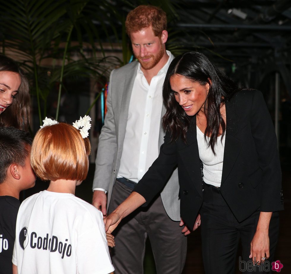 El Príncipe Harry y Meghan Markle durante su visita oficial a Irlanda