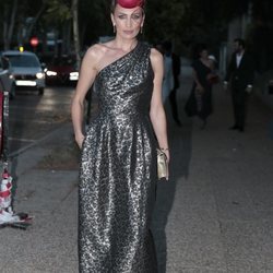 Nieves Álvarez llegando a la fiesta del 30 aniversario de Vogue