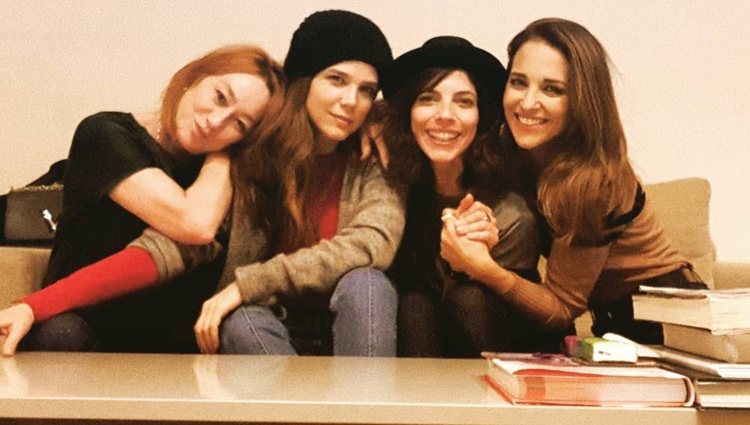 Paula Echevarría, Maribel Verdú, Juana Acosta y Gracia Querejeta en el set de 'Ola de crímenes'