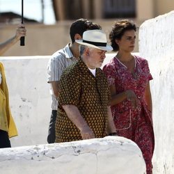 Los actores Penélope y Cruz y Raúl Arévalo durante el rodaje de 'Dolor y Gloria'