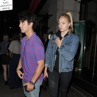 Sophie Turner y Joe Jonas en Londres