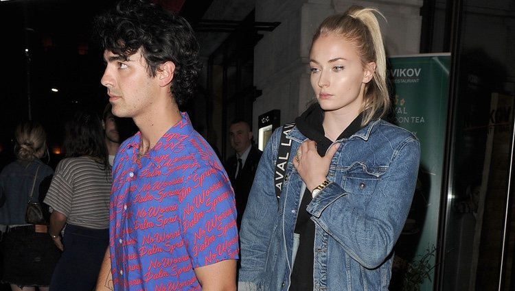 Sophie Turner y Joe Jonas en Londres