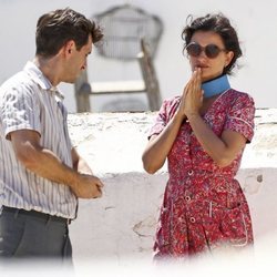 Penélope Cruz conversando con Raúl Arévalo durante el rodaje de 'Dolor y Gloria'