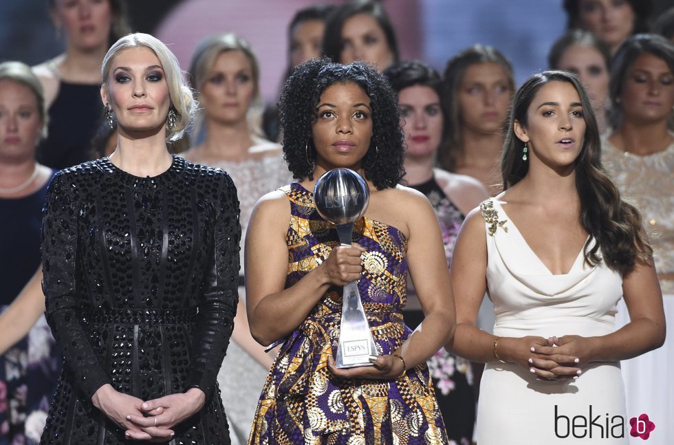 Sarah Klein, Tiffany Thomas Lopez y Aly Raisman en los Premios ESPY