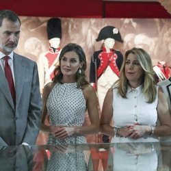 Los Reyes de España junto a Susana Díaz en el Museo de la Batalla de Bailén