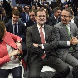 Pablo Casado en un acto del PP junto a Rajoy