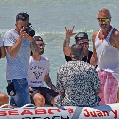 Gianluca Vacchi se divierte en Formentera