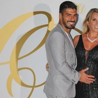 Luis Suárez y Sofia Balbi en la fiesta postboda de Cesc Fábregas y Daniella Semaan