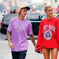 Justin Bieber y Hailey Baldwin de la mano por Nueva york