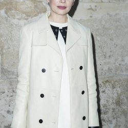 Michelle Williams en la Semana de Moda de Paris 2018