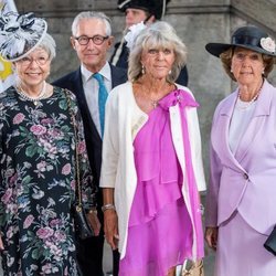 Cristina de Suecia y Tord Magnuson, Brígida y Desirée de Suecia durante un acto oficial