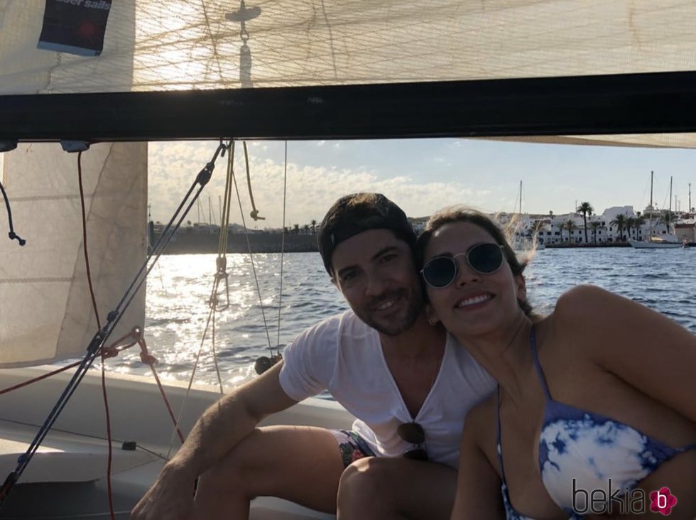 David Bisbal y Rosanna Zanetti de vacaciones en Menorca