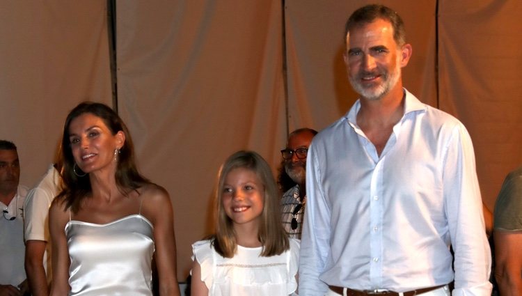 Los Reyes Felipe y Letizia y la Infanta Sofía en el concierto de Ara Malikian en Mallorca