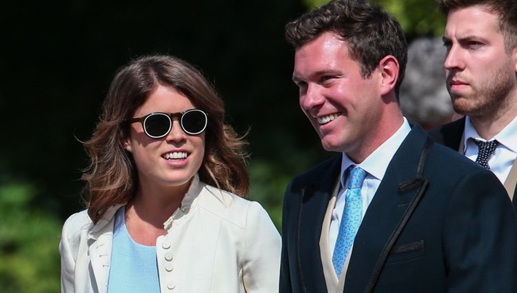 La Princesa Eugenia de York y Jack Brooksbank en la boda de Charlie van Straubenzee y Daisy Jenks