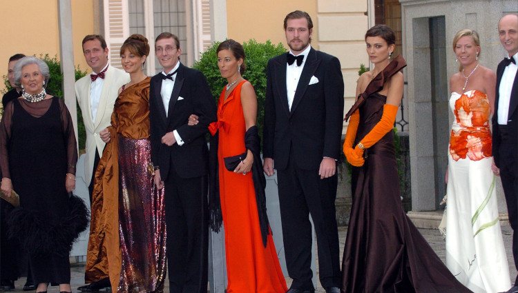 La Infanta Pilar y su familia durante la cena de gala previa a la boda de Felipe de Borbón y Letizia Ortiz