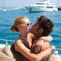 Chiara Ferragni y Fedez en un yate en Ibiza