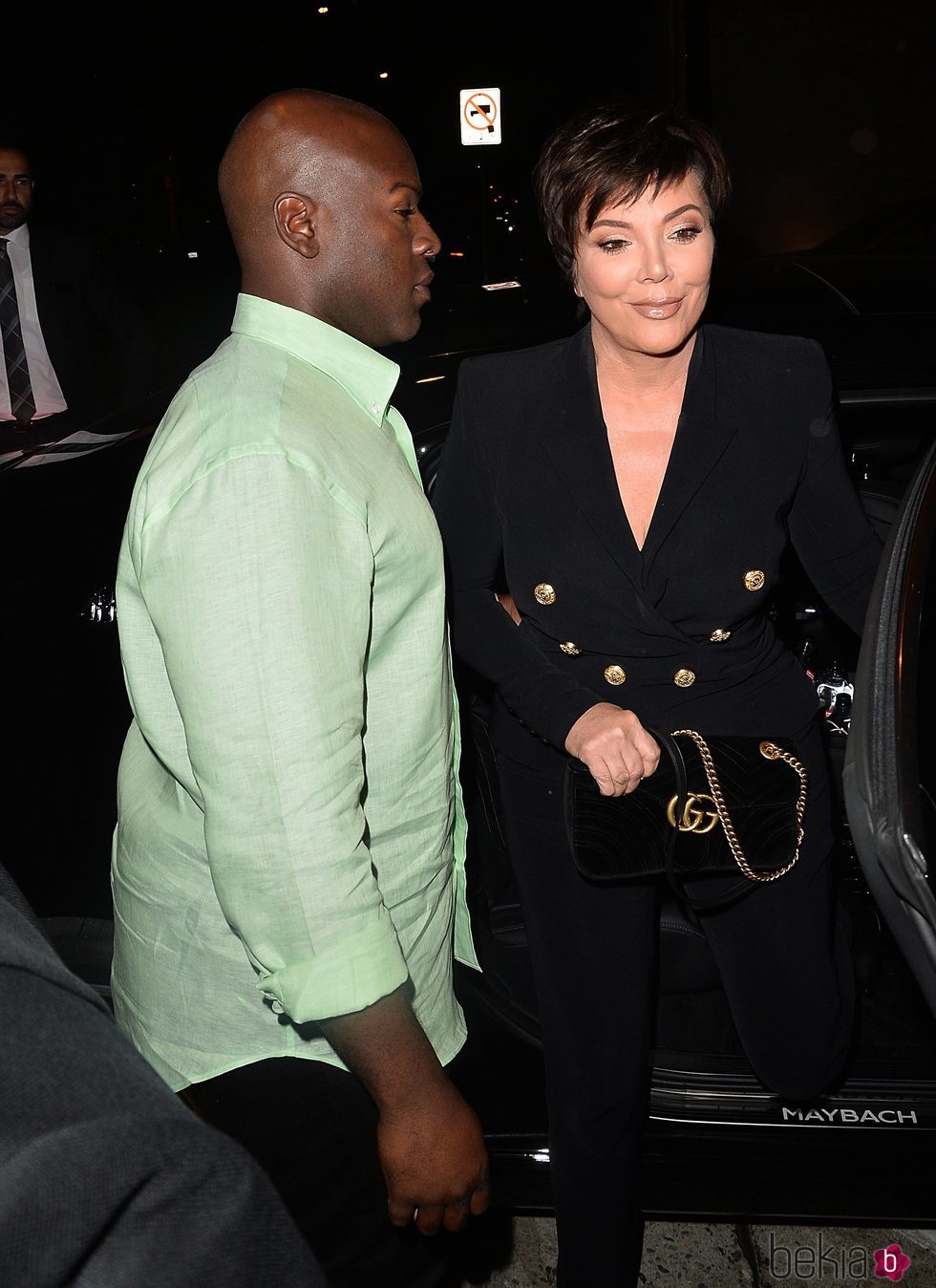 Kris Jenner y Corey Gamble llegando a la fiesta del 21 cumpleaños de Kylie Jenner