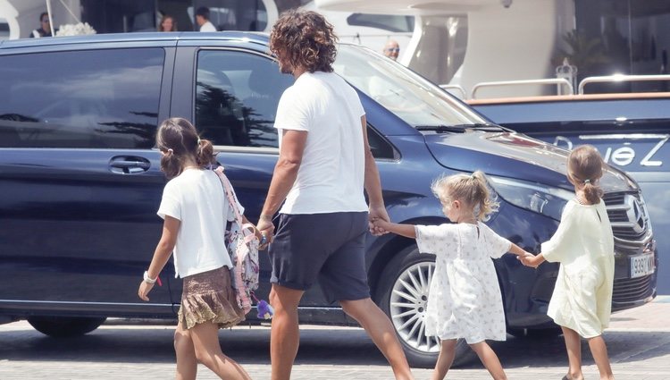 Carles Puyol en familia por Ibiza