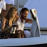 Heidi Klum y Tom Kaulitz llegaron a la Gala de Verano de Unicef en una pequeña lancha