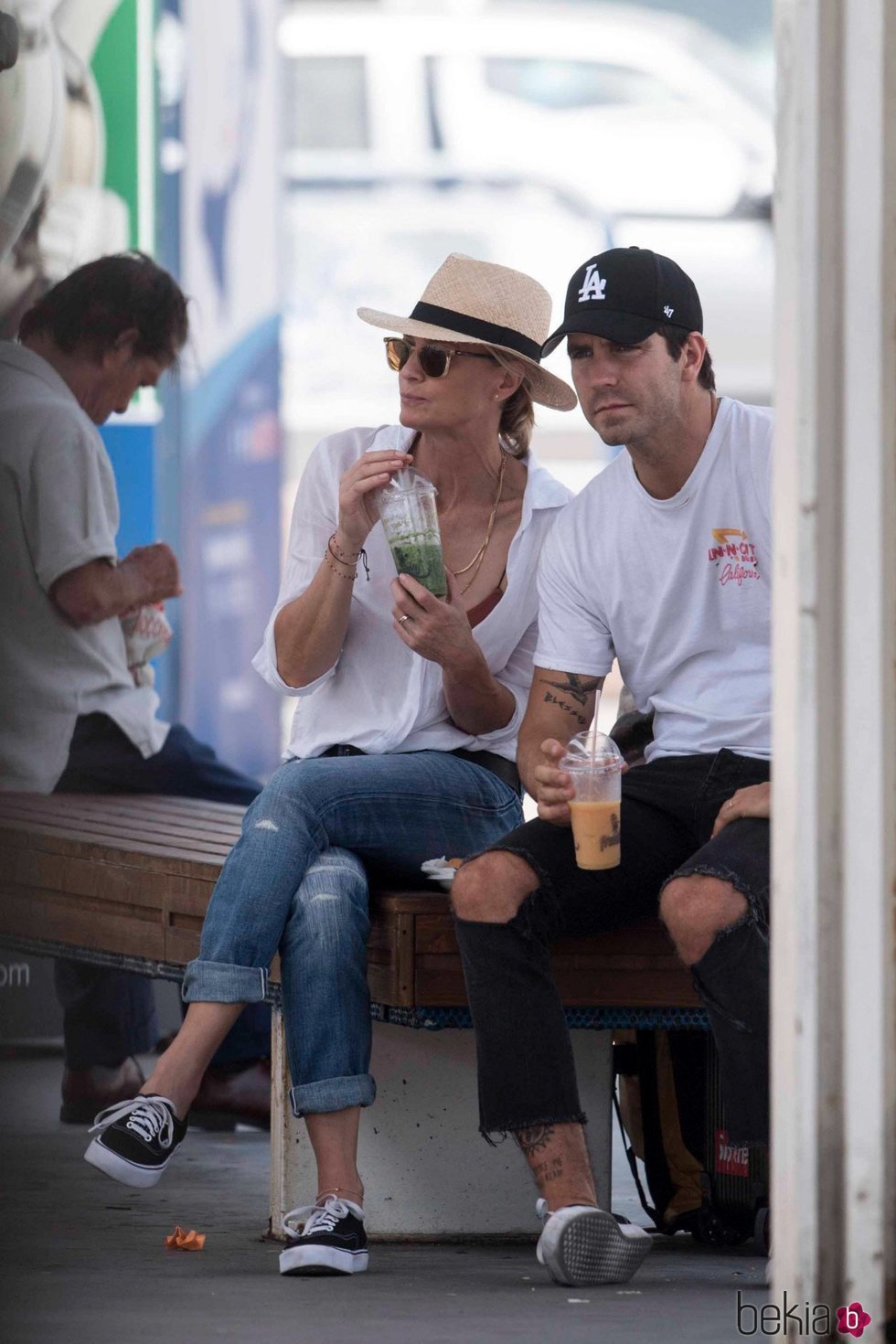 Robin Wright y su marido, Clément Giraudet, en Nápoles