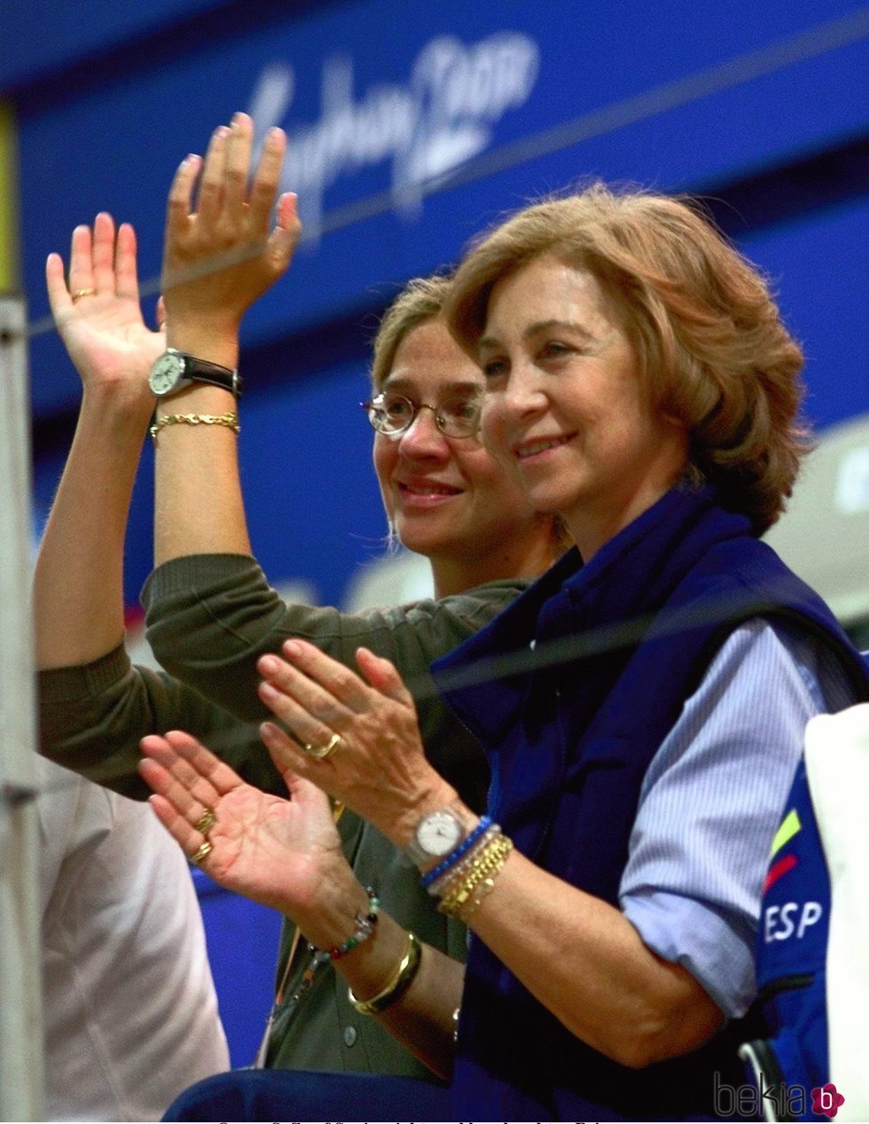 La Reina Sofía y la Infanta Cristina animando a los deportistas españoles