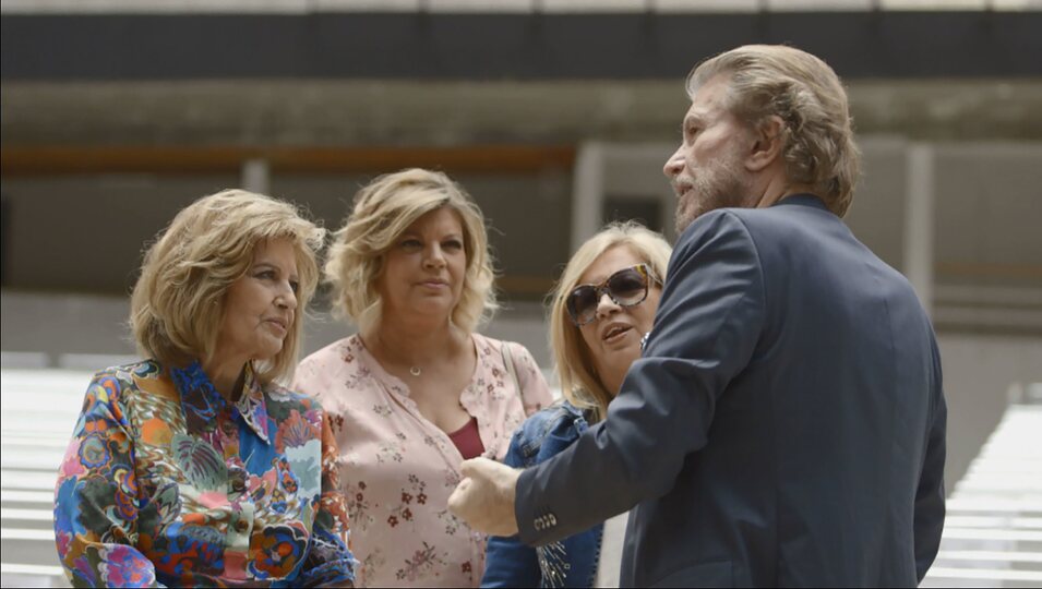 María Teresa Campos, Bigote Arrocet, Terelu Campos y Carmen Borrego en Chile en 'Las Campos'