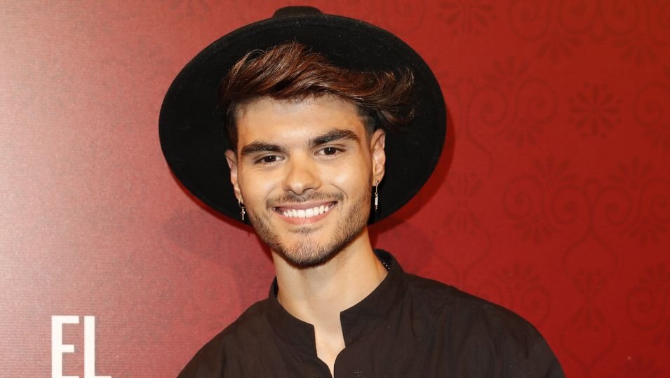 Abraham mateo en la premier la película 'El intecambio'