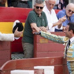 Enrique Ponce bridando un toro a Jaime de Marichalar en Almería