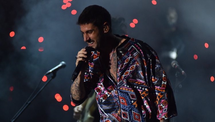 Melendi durante su concierto en el Festival Starlite de Marbella 2018