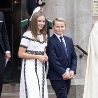 Ingrid Alexandra y Sverre Magnus de Noruega en las Bodas de Oro de los Reyes Harald y Sonia