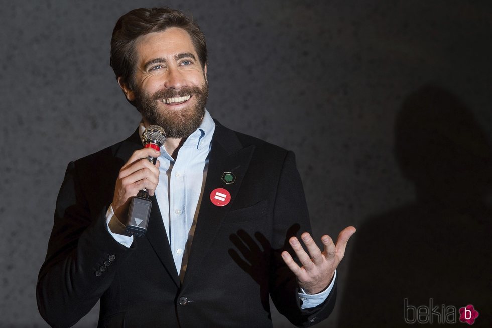 Jake Gyllenhall presentando una obra de teatro 2017