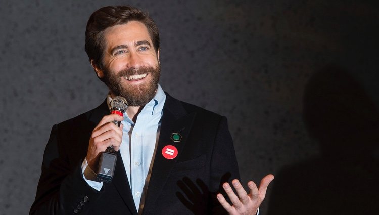 Jake Gyllenhall presentando una obra de teatro 2017