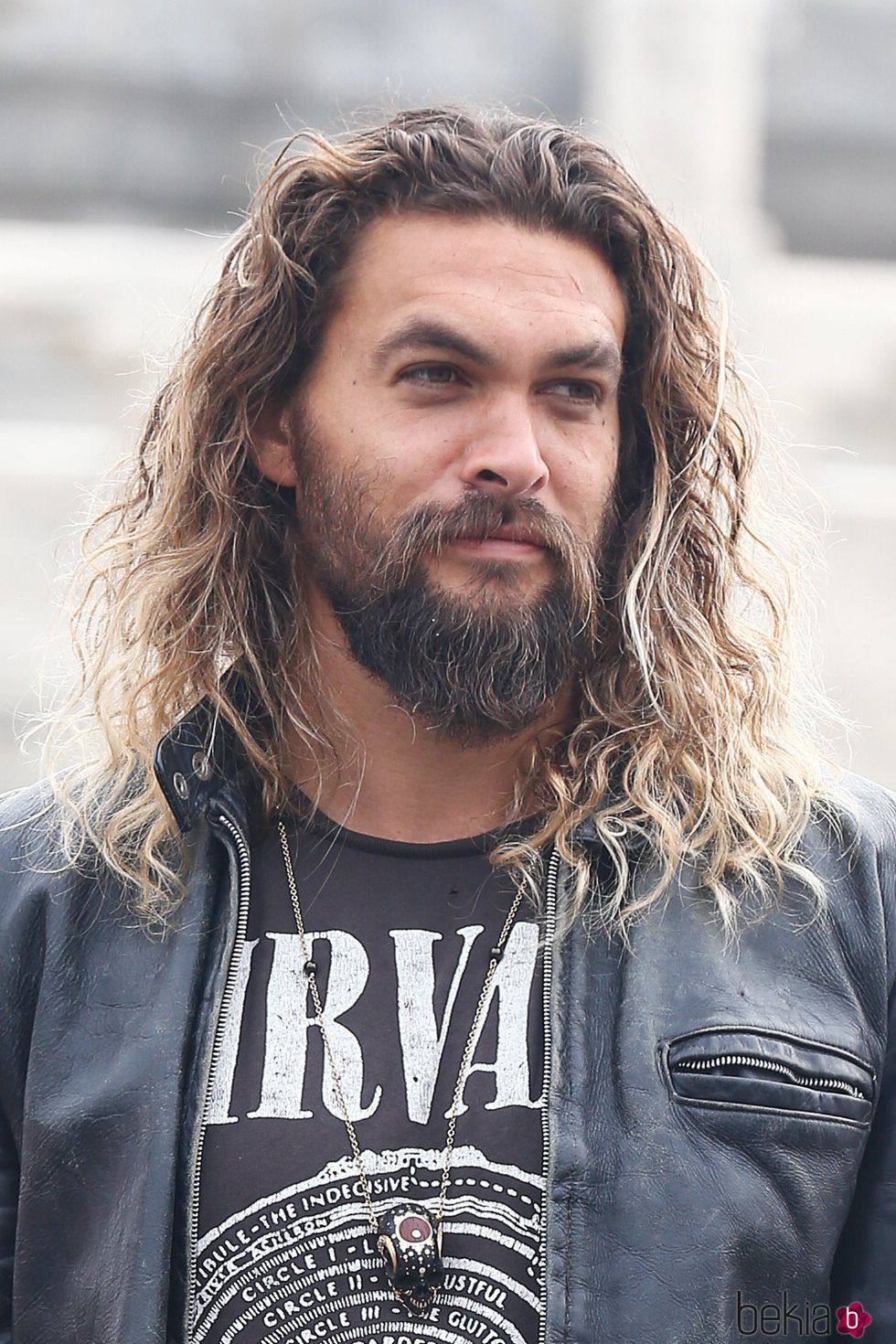 Jason Momoa visita el Templo del Cielo 2017