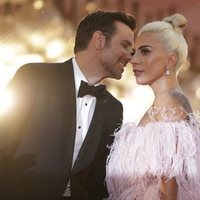 Bradley Cooper y Lady Gaga muy cómplices en Venecia