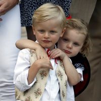 Los Príncipes Jacques y Gabriella de Mónaco, muy cariñosos en el picnic del final del verano 2018