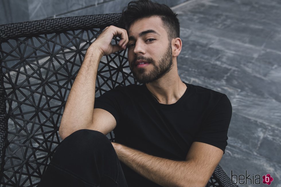 Agoney presenta su single 'Quizás'