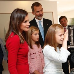 Los Reyes Felipe y Letizia, la Princesa Leonor y la Infanta Sofía en el Museo de Covadonga