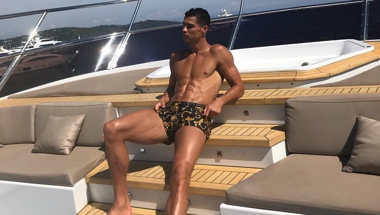 Cristiano Ronaldo disfrutando de sus vacaciones en Mónaco