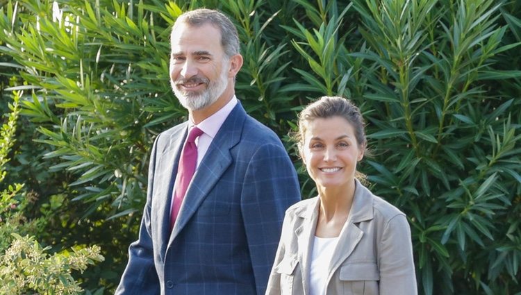 Los Reyes Felipe y Letizia en la vuelta al cole de sus hijas Leonor y Sofía