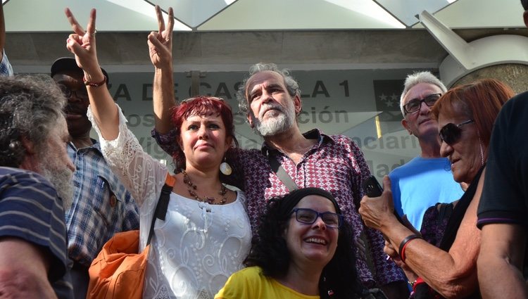 Willy Toledo en libertad tras ser detenido por la Policía