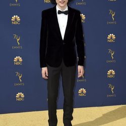 Finn Wolfhard en la alfombra roja de los Premios Emmy 2018